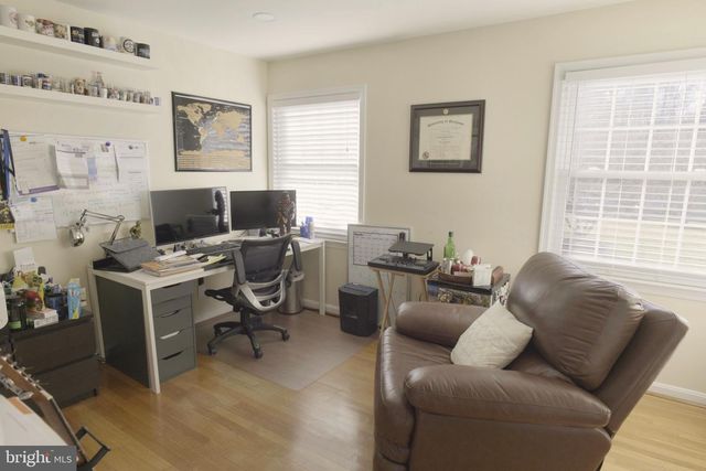 10277 GAINSBOROUGH RD, Potomac, MD 20854