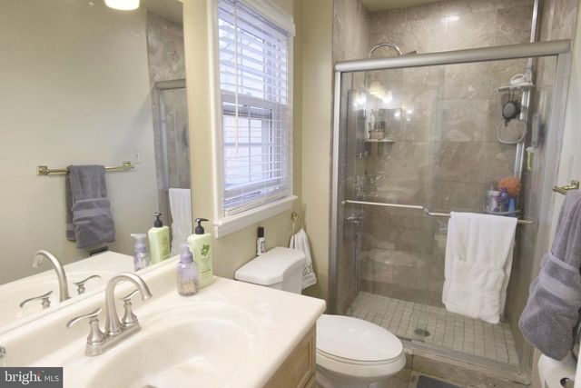 10277 GAINSBOROUGH RD, Potomac, MD 20854