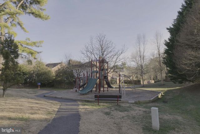 10277 GAINSBOROUGH RD, Potomac, MD 20854