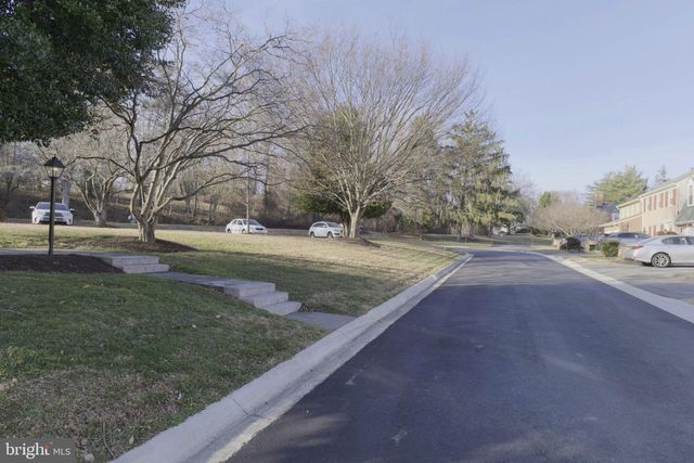 10277 GAINSBOROUGH RD, Potomac, MD 20854