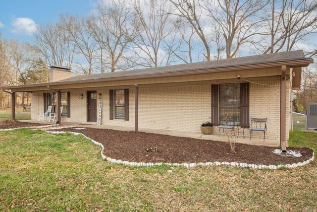 9 Snowden Circle, Greenbrier, AR 72058