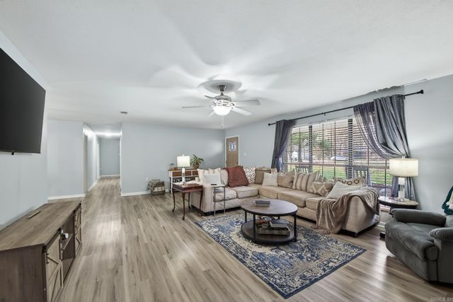 9 Snowden Circle, Greenbrier, AR 72058