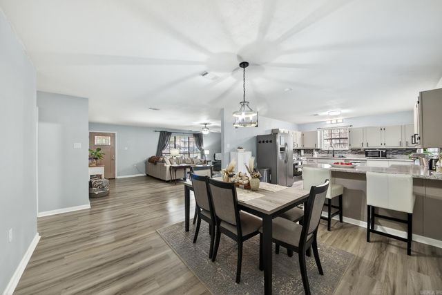 9 Snowden Circle, Greenbrier, AR 72058