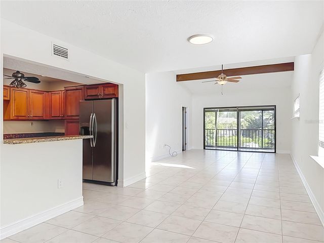 1601 PELICAN POINT DRIVE 215, Sarasota, FL 34231
