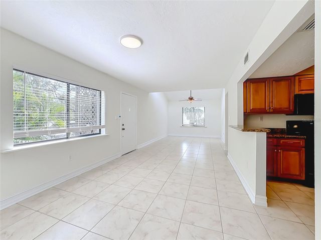 1601 PELICAN POINT DRIVE 215, Sarasota, FL 34231