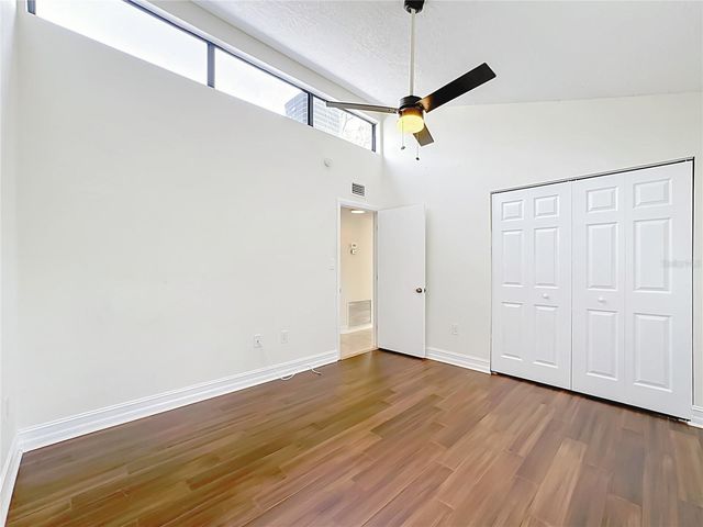 1601 PELICAN POINT DRIVE 215, Sarasota, FL 34231