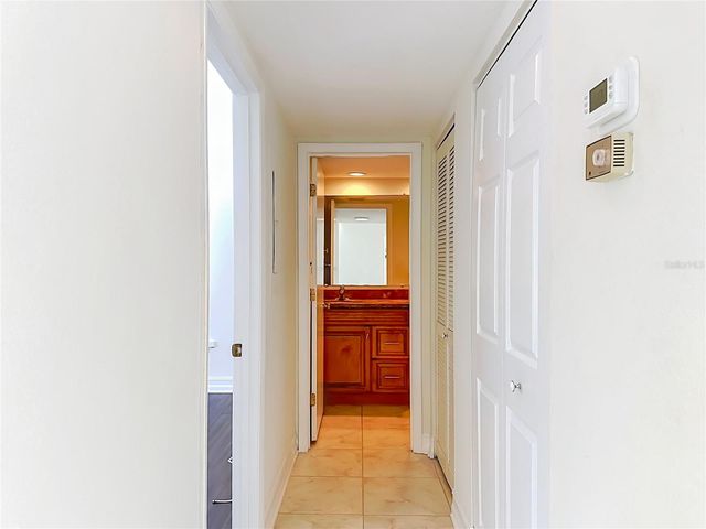 1601 PELICAN POINT DRIVE 215, Sarasota, FL 34231
