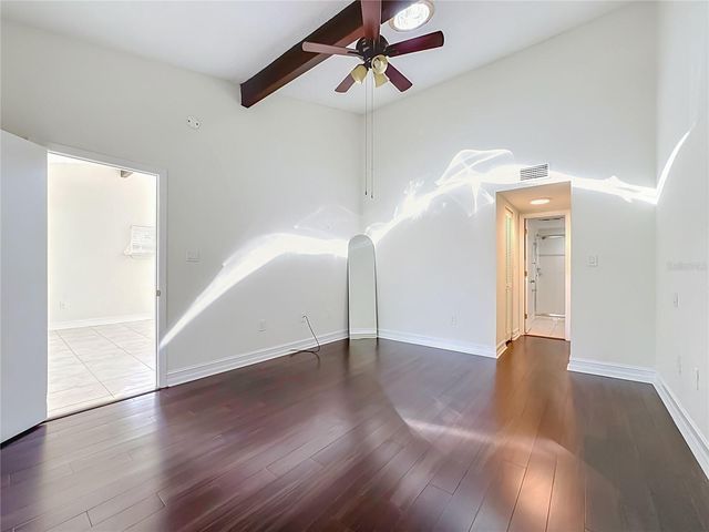 1601 PELICAN POINT DRIVE 215, Sarasota, FL 34231