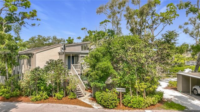 1601 PELICAN POINT DRIVE 215, Sarasota, FL 34231