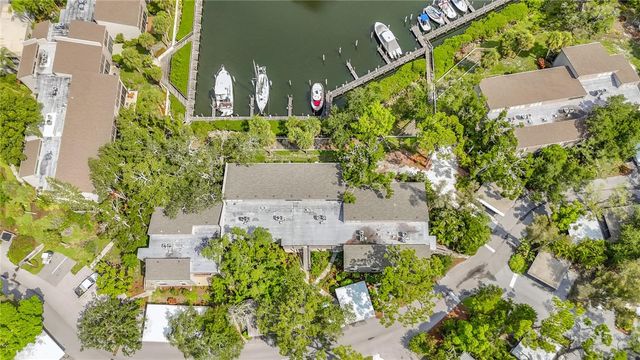 1601 PELICAN POINT DRIVE 215, Sarasota, FL 34231