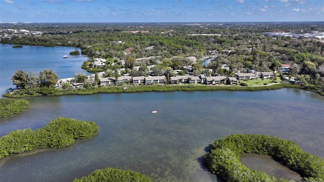 1601 PELICAN POINT DRIVE 215, Sarasota, FL 34231