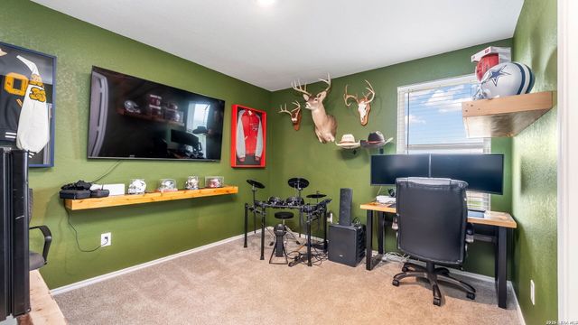 14619 Butch Cassidy, Lytle, TX 78052