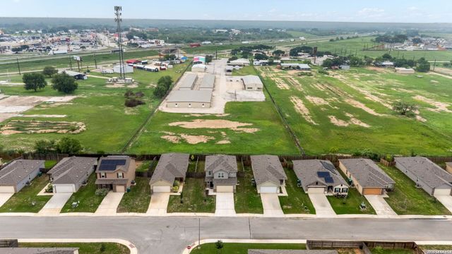 14619 Butch Cassidy, Lytle, TX 78052