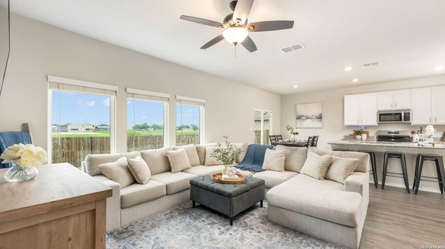 14619 Butch Cassidy, Lytle, TX 78052