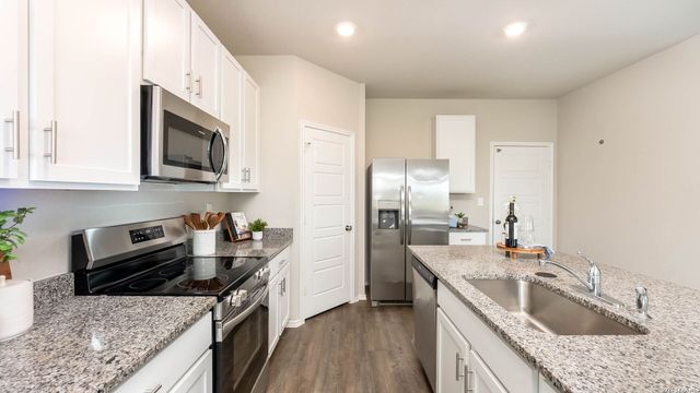 14619 Butch Cassidy, Lytle, TX 78052