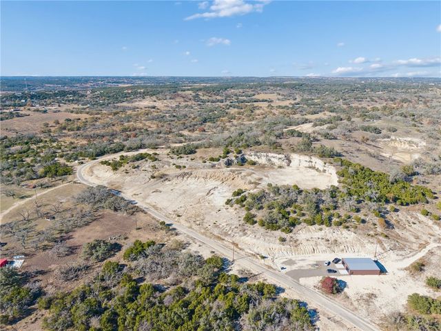 944 Metzger Road, Fredericksburg, TX 78624