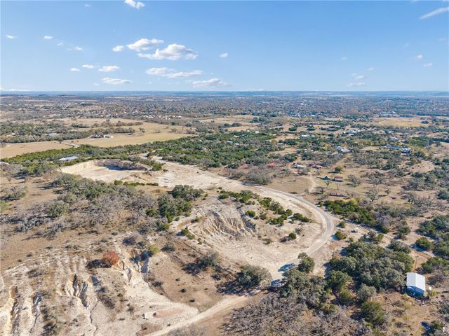 944 Metzger Road, Fredericksburg, TX 78624