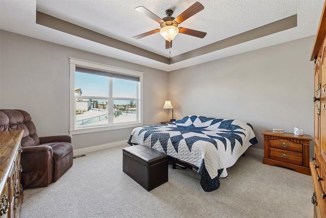 5020 NE Ledgestone Court, Ankeny, IA 50021