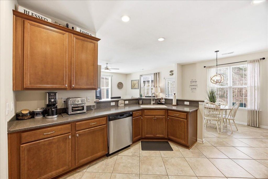 Image 11 of property listing at 293 Chemistry Circle, Ladson, SC 29456