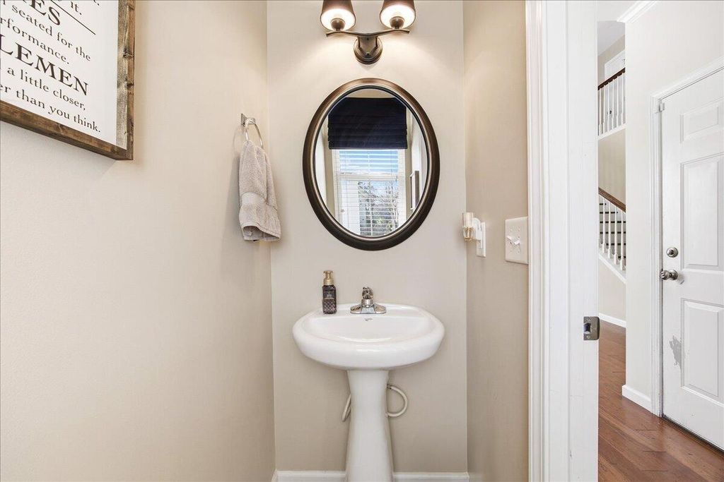 Image 13 of property listing at 293 Chemistry Circle, Ladson, SC 29456