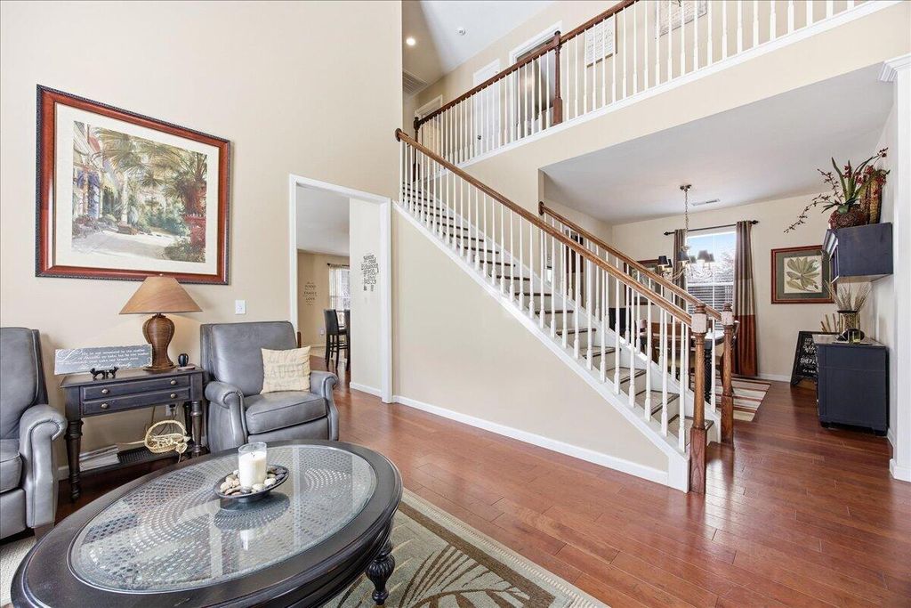 Image 5 of property listing at 293 Chemistry Circle, Ladson, SC 29456