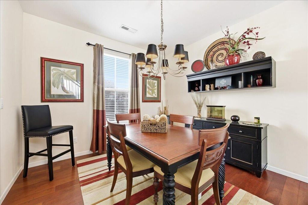 Image 6 of property listing at 293 Chemistry Circle, Ladson, SC 29456