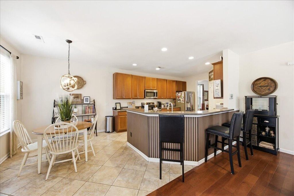 Image 9 of property listing at 293 Chemistry Circle, Ladson, SC 29456