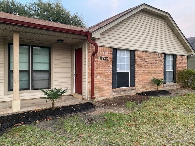 12728 Shannon Hills Drive, Houston, TX 77099