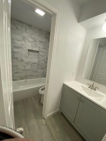 12728 Shannon Hills Drive, Houston, TX 77099