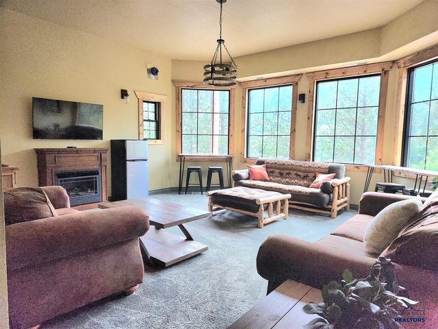 20076 HIGGINS GULCH RD, Spearfish, SD 57783