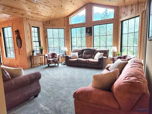 20076 HIGGINS GULCH RD, Spearfish, SD 57783