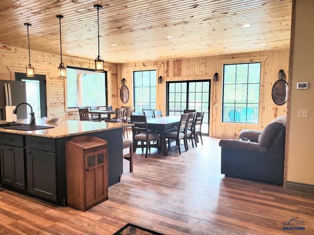 20076 HIGGINS GULCH RD, Spearfish, SD 57783