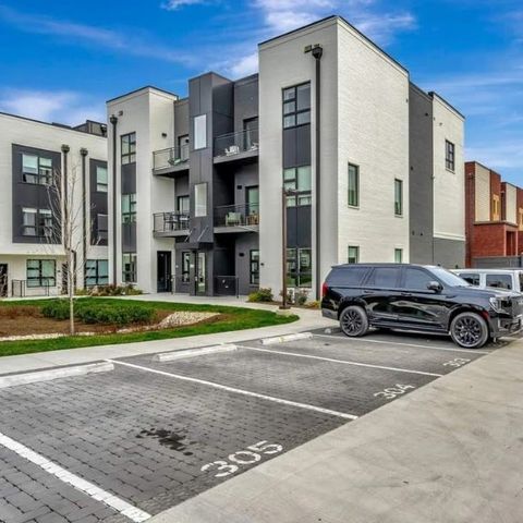 542 Southgate Ave Apt 306, Nashville, TN 37203