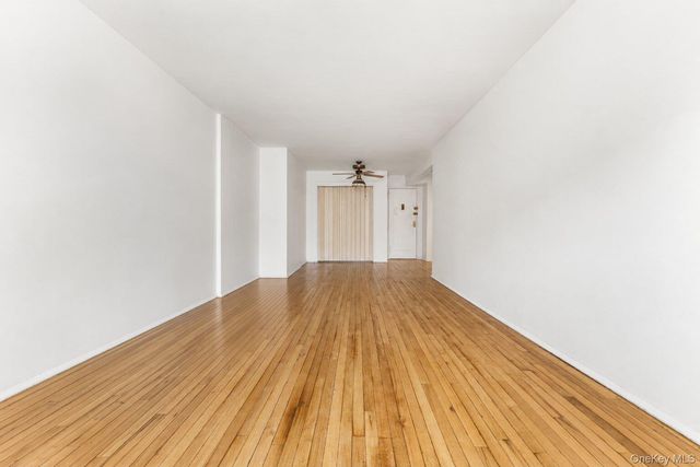 87-40 Francis Lewis Boulevard 42B, Queens Village, NY 11427