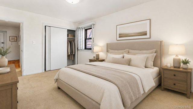 87-40 Francis Lewis Boulevard 42B, Queens Village, NY 11427