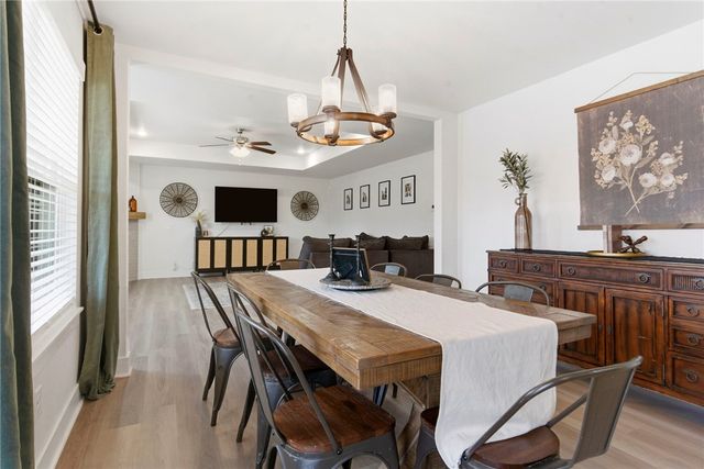 651 Brandon Michael Street, Prairie Grove, AR 72753