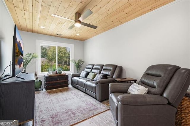 7525 Austin Harbor Drive, Cumming, GA 30041