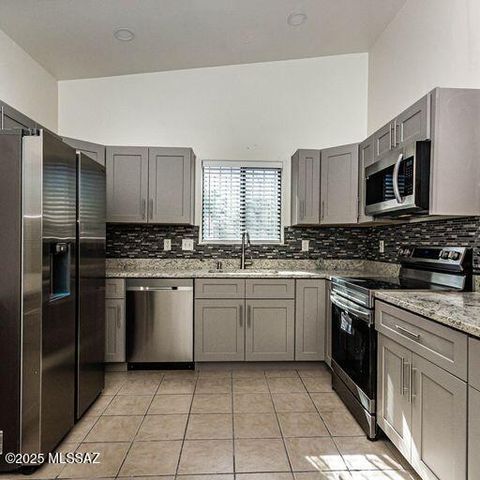 610 E Waverly St Unit 2, Tucson, AZ 85705