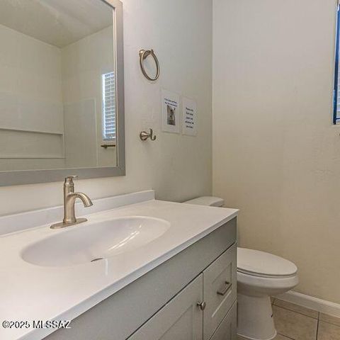 610 E Waverly St Unit 2, Tucson, AZ 85705