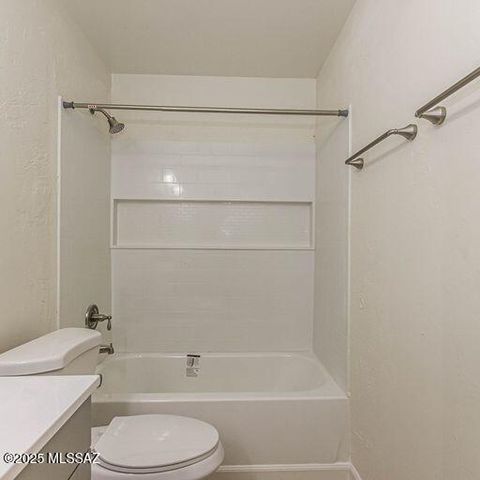 610 E Waverly St Unit 2, Tucson, AZ 85705