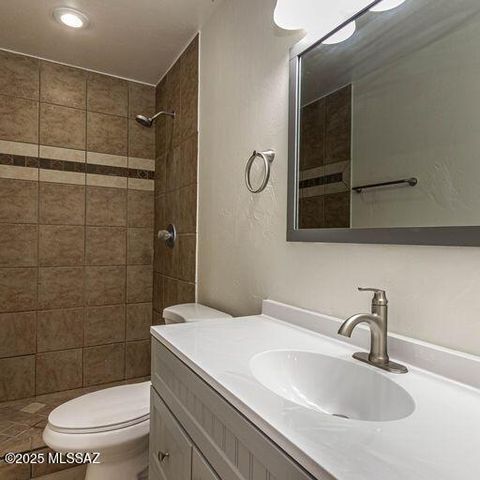 610 E Waverly St Unit 2, Tucson, AZ 85705