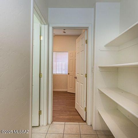 610 E Waverly St Unit 2, Tucson, AZ 85705