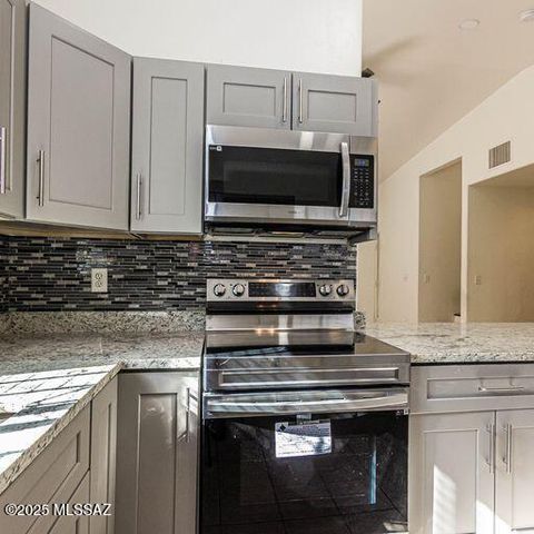 610 E Waverly St Unit 2, Tucson, AZ 85705