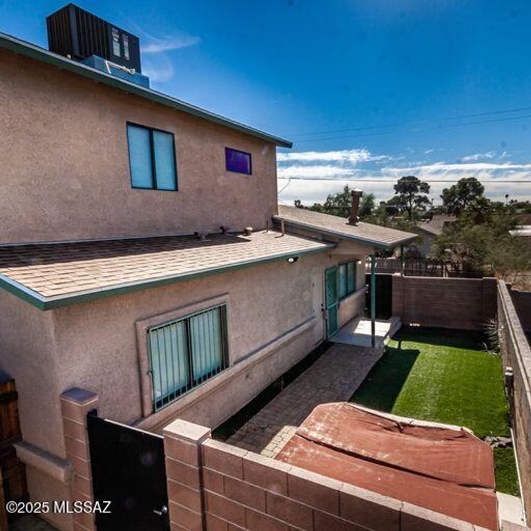 610 E Waverly St Unit 2, Tucson, AZ 85705