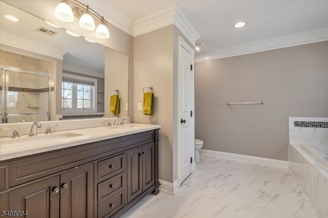 177 Maple St, Bridgewater Twp., NJ 08807