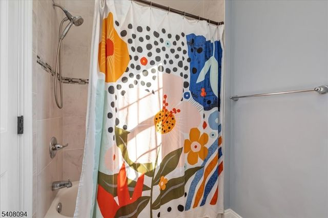 177 Maple St, Bridgewater Twp., NJ 08807