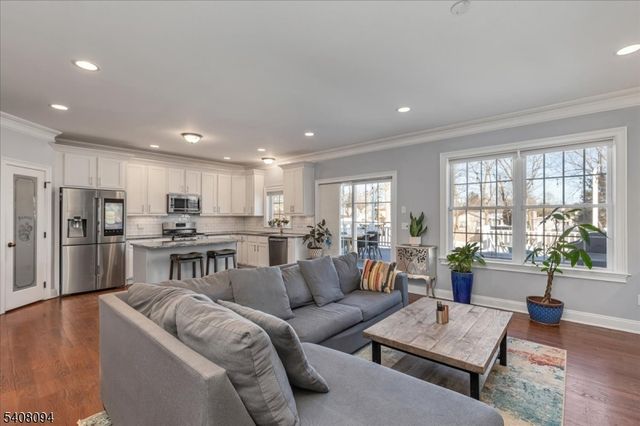 177 Maple St, Bridgewater Twp., NJ 08807