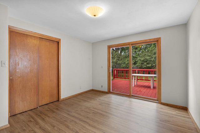1136 W ROBERTS AVENUE, Appleton, WI 54914