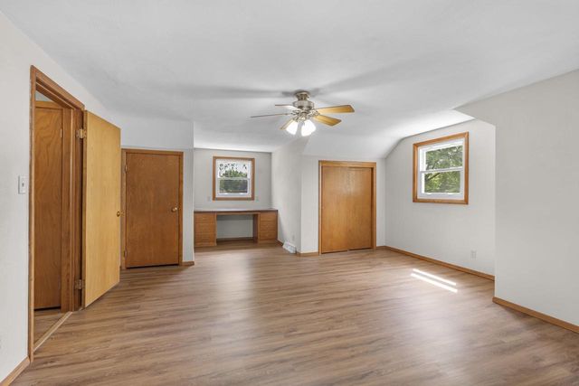 1136 W ROBERTS AVENUE, Appleton, WI 54914