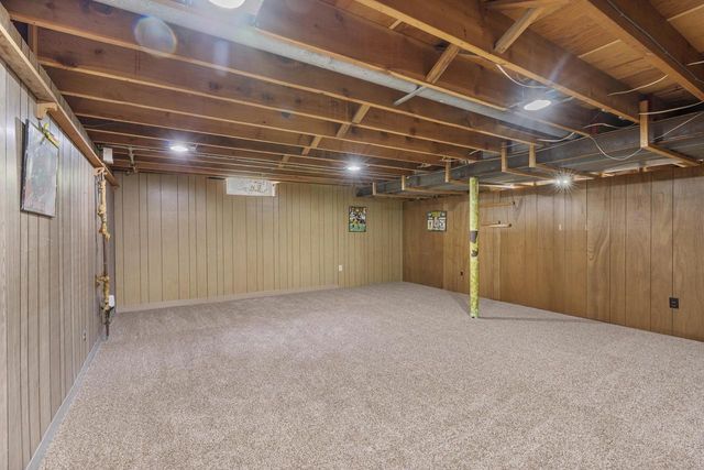 1136 W ROBERTS AVENUE, Appleton, WI 54914